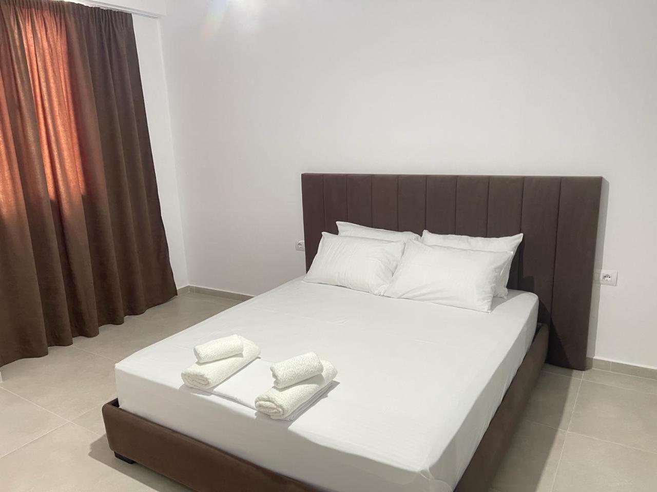 Sunrose Residences Saranda Kültér fotó