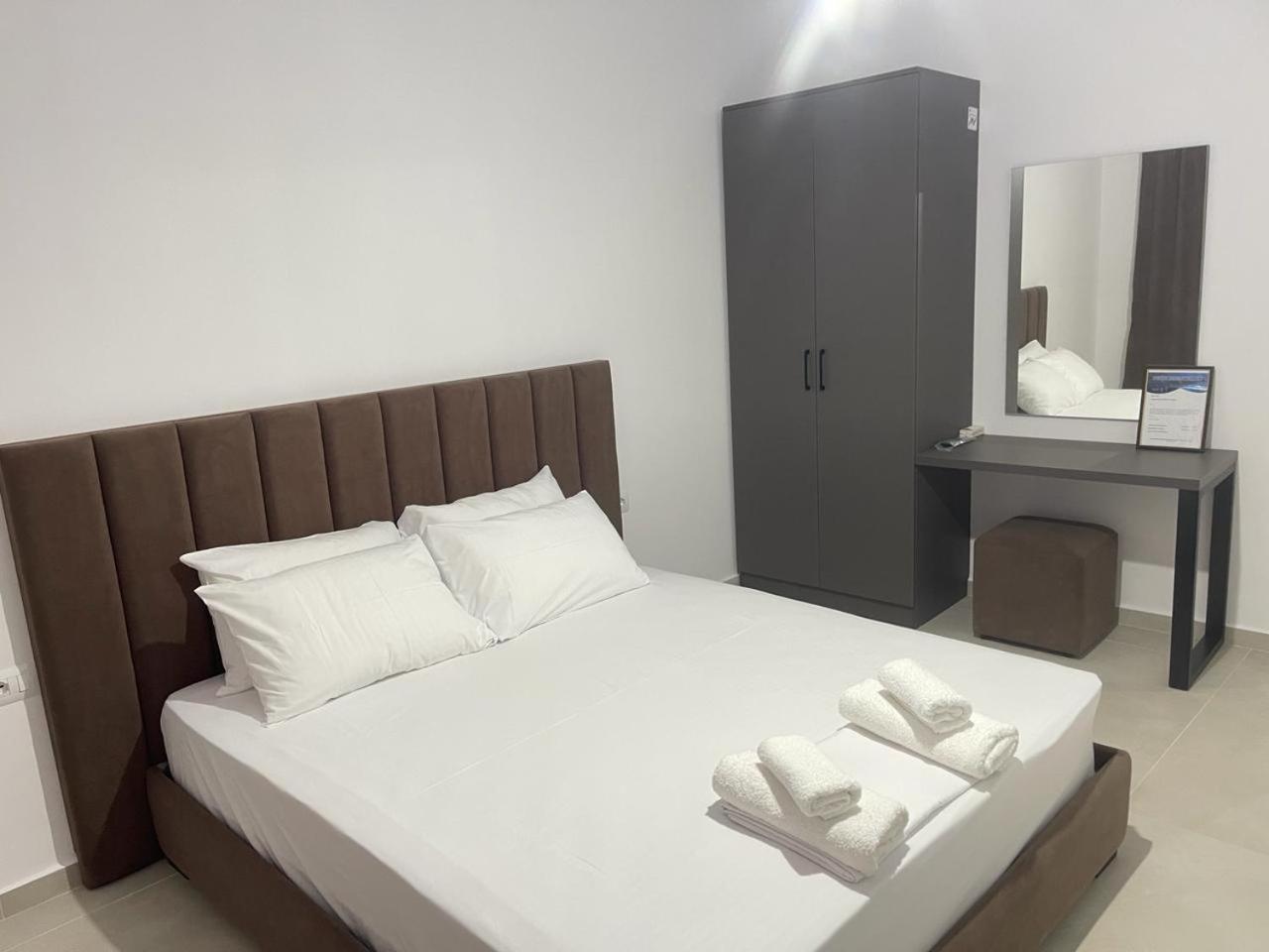 Sunrose Residences Saranda Kültér fotó