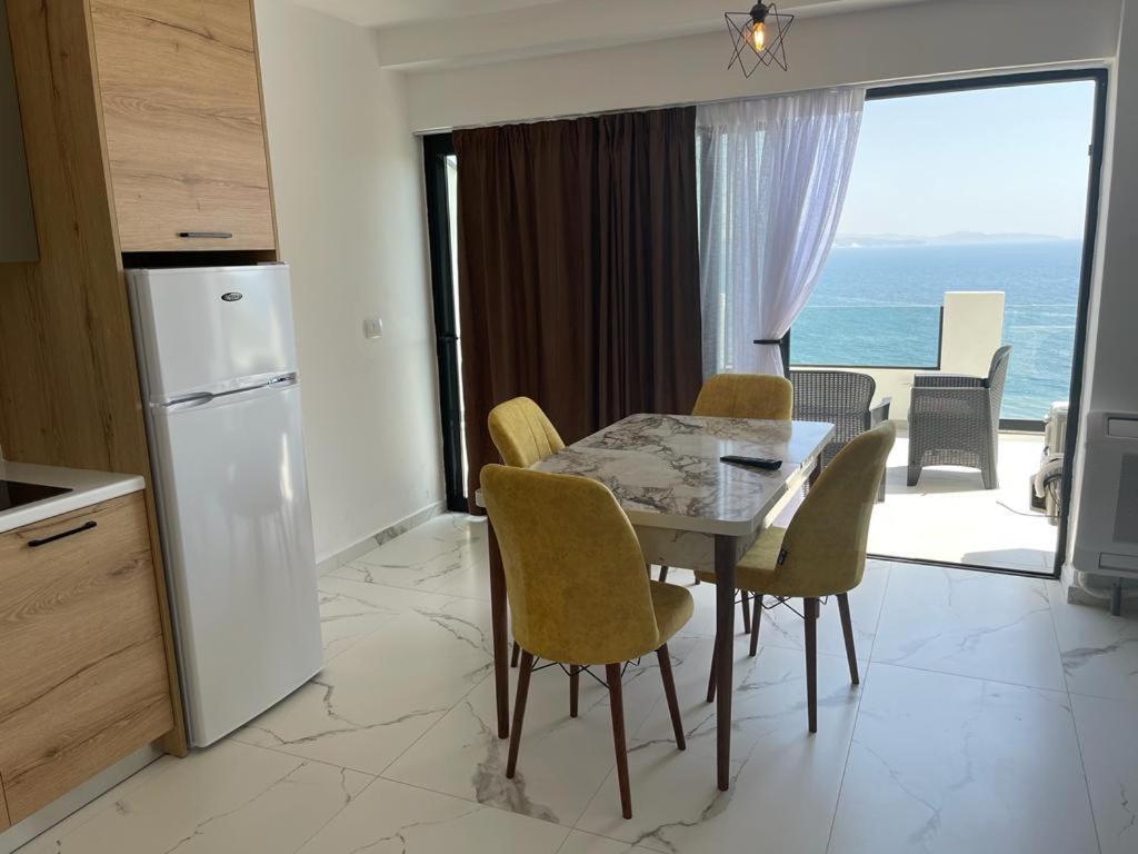 Sunrose Residences Saranda Kültér fotó