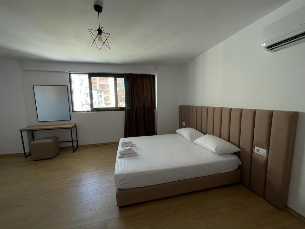 Sunrose Residences Saranda Kültér fotó