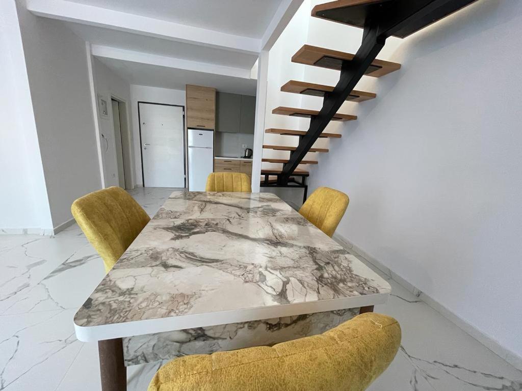 Sunrose Residences Saranda Kültér fotó
